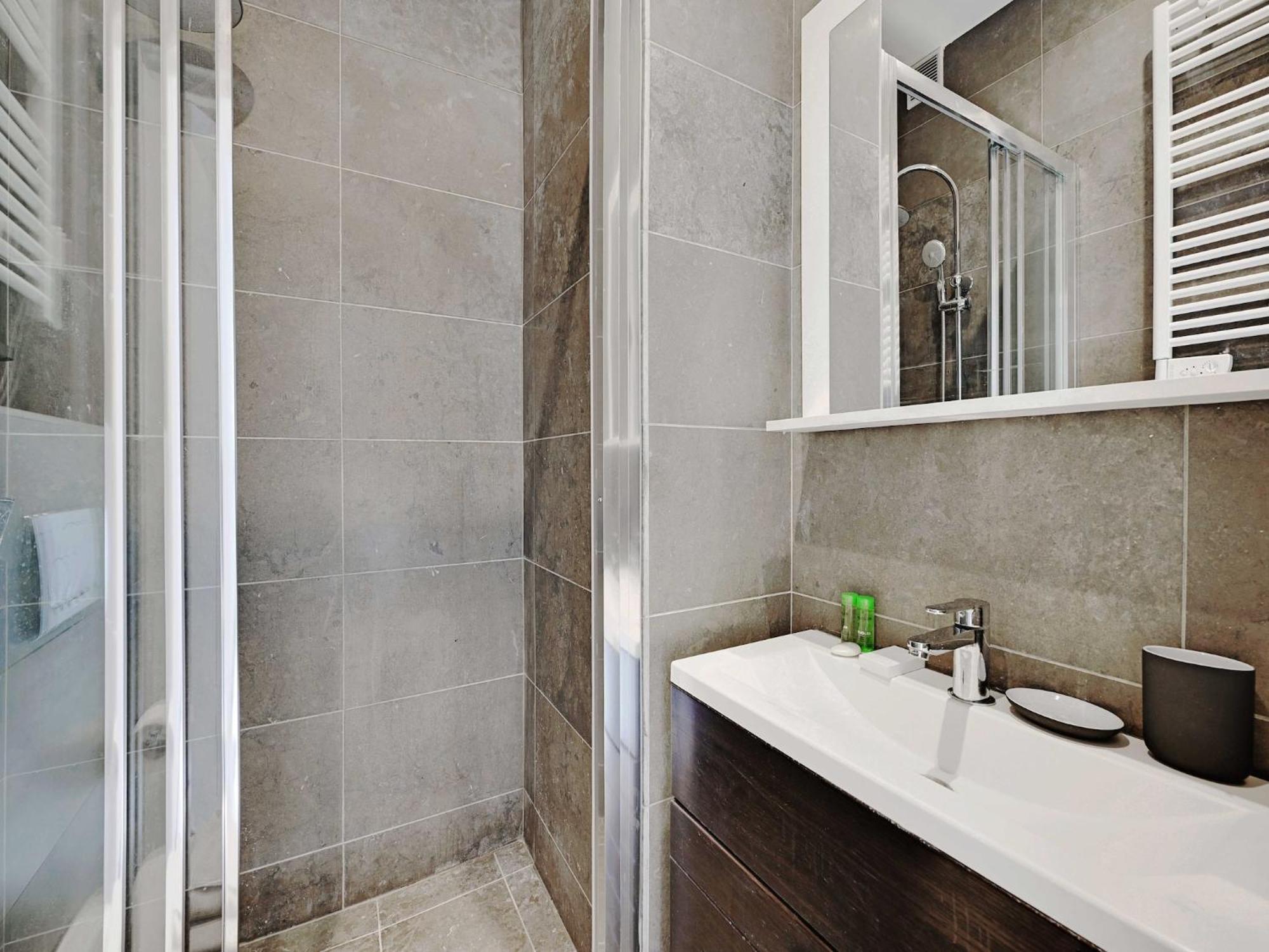 Superb Studio 2P Ecole Militaire Eiffel Tower - Mobility Lease Paris Ngoại thất bức ảnh