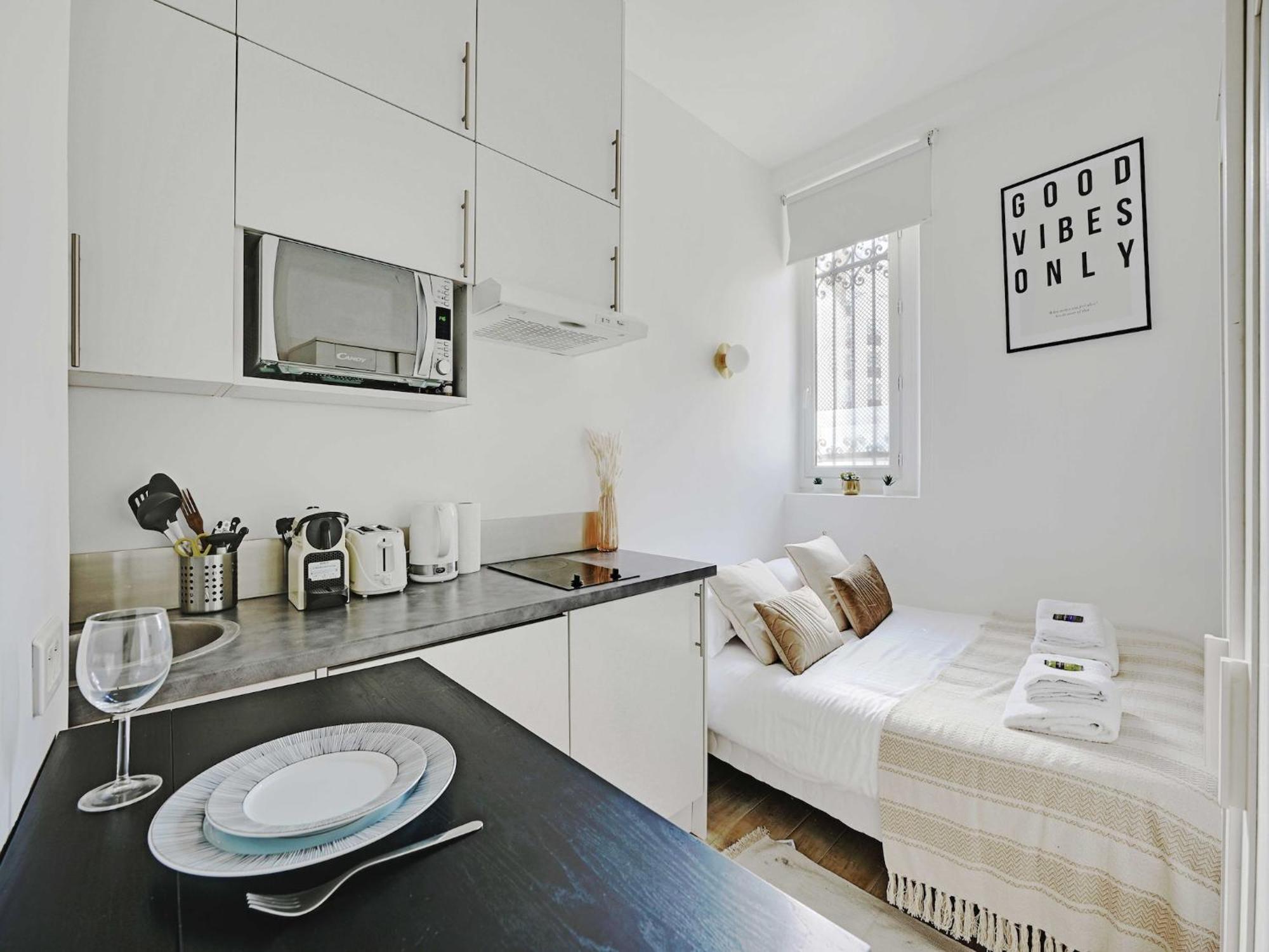 Superb Studio 2P Ecole Militaire Eiffel Tower - Mobility Lease Paris Ngoại thất bức ảnh